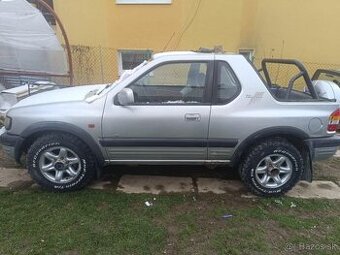 Opel Fronteta