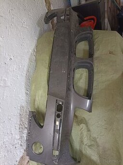 Predám predný nárazník na BMW rad 1 E-87