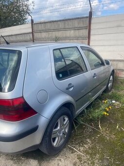 Volkswagen Golf 4