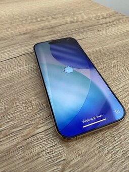 iPhone 16 Pro 256 GB – 100 % batéria, ako nový, v záruke