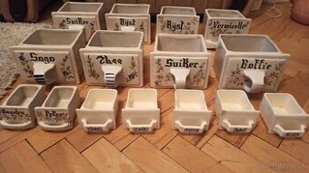 Predám starožitné koreničky.