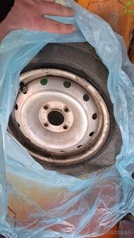 Predám zimné disky+pneu R14 165/70