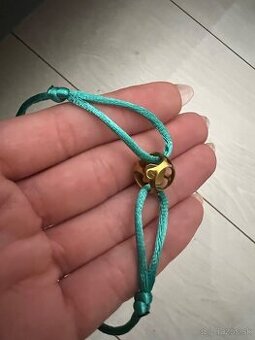 Náramok na šnúrke
