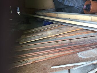 Kachličky , drevené palety