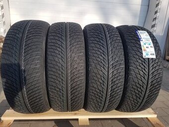 225/55 R18 Michelin zimne NOVE