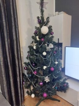 Predám umelý vianočný stromček