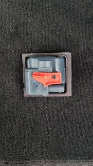 Original zámok klapky palivovej nádrže Mercedes