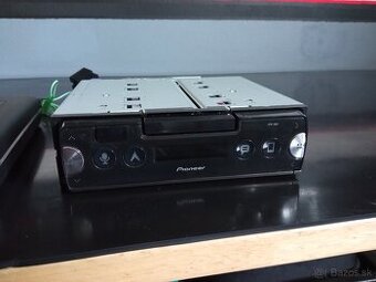 Autorádio Pioneer