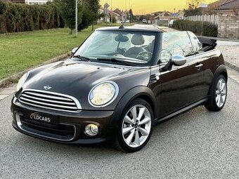 Mini Cooper Cabrio 1.6 • Benzín • 2011 •