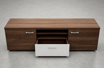 Stol, tv skrina , sedacka