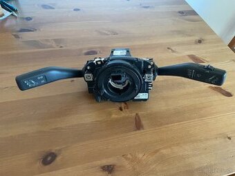 5K0 953 569D PODVOLANTOVKA AJ PAČKY