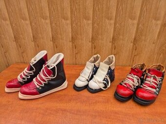 Retro staré lyžiarky