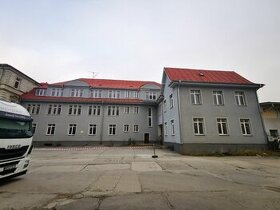 41430-Administratívna budova v Ružomberku.