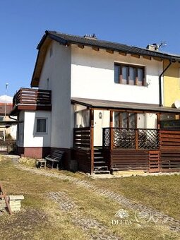 REZERVOVANÉ -  RODINNÝ POLDOM VO SVITE, pozemok 418m2