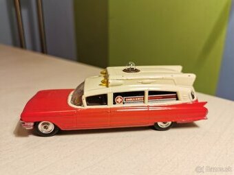 Corgi toys Cadillac Ambulancia
