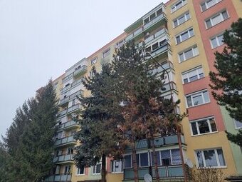 Voľný dvojizbový byt v Lučenci – časť Opatová