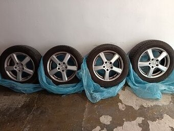 4x 205/60/R16 zimné na diskoch rezervované