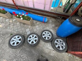 Predam elektróny 185/65. r 15  88H