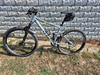 Horsky bicykel Cube Stereo Race 120