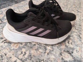 Adidas tenisky 38