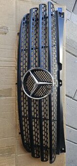 Gril mriežka Mercedes Viano w639