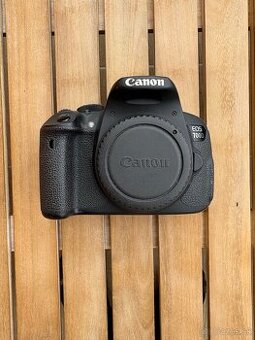 Canon Zrkadlovka EOS 700D - Čierna + Canon EF-S 18-55mm