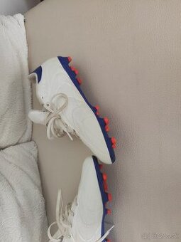 Adidas copa pure League