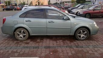 Chevrolet Lacetti - náhradné diely alebo v celku
