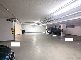 Vnútorné parkovacie miesto blízko Centra, Strojárenská