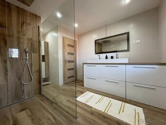 Zariadený 2 ib + TERASA + PARK.MIESTO