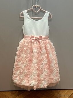 Dievčenské spoločenské šaty