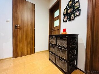 Ponúkame na predaj 3-izbový byt v Kremnici – pokojná lokalit