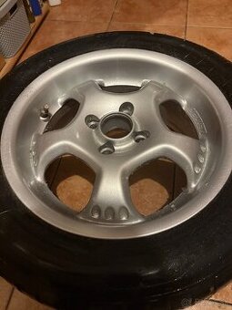 Elektróny 4x100 R15