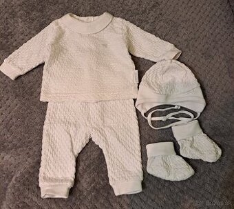 Komplet vhodny aj na krst