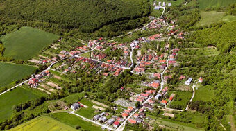 Predám stavebný pozemok 450 m² – Kostoľany pod Tribečom