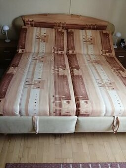 Manželská posteľ 180x200