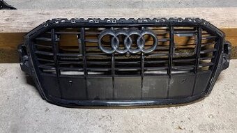 Maska Audi Q7 čierna - 1