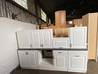 NOVÁ KUCHYŇA CLAUDIA 250 cm – SKLADOM