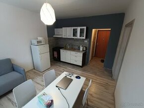 Prenájom zariadeny 2 izbový byt v Trenčíne - Soblahovská