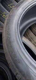 Predam letne pneu 2x 285/40R21 Pirelli