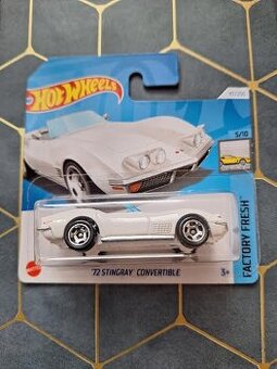 Hot wheels Stingray Convertible,Toyota Tacoma,BMW