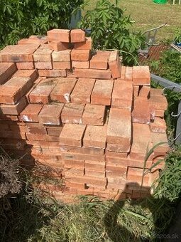 Plná pálená tehla