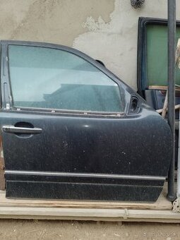 Dvere Mercedes W210