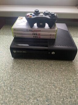 Xbox 360E 4 GB