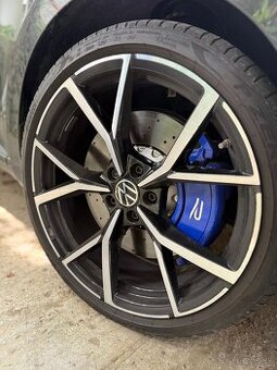 Volkswagen ARTEON R 235kW DSG SB 2021
