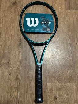 Wilson Blade 100 V9