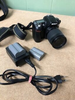 Nikon D80 + 28-80 a 3 baterky