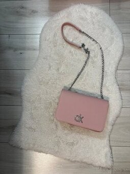 Ruzova pudrova kabelka Calvin klein