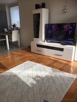 izba v študentskom byte dám do nájmu Košice