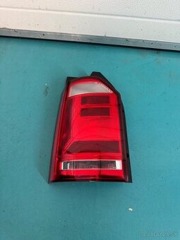 Zadne svetlo multivan t6 lave